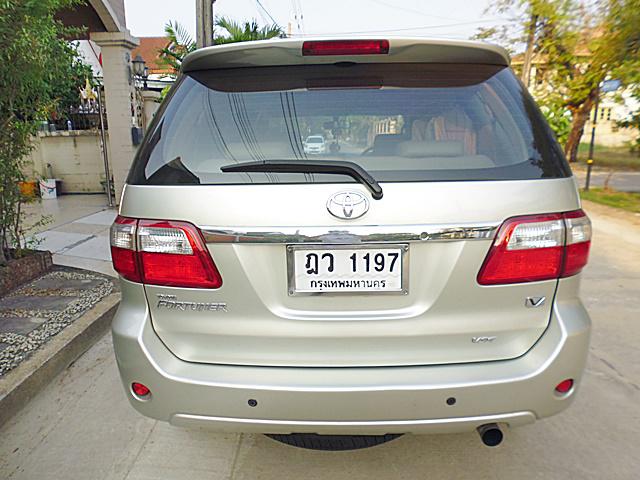 TOYOTA FORTUNER 3.0V  2010