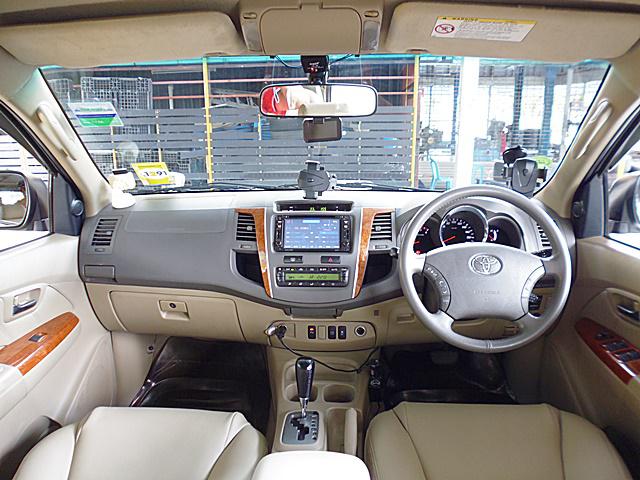 TOYOTA FORTUNER 3.0V  2010