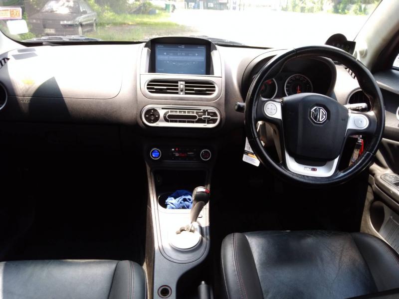 MG MG3 2016