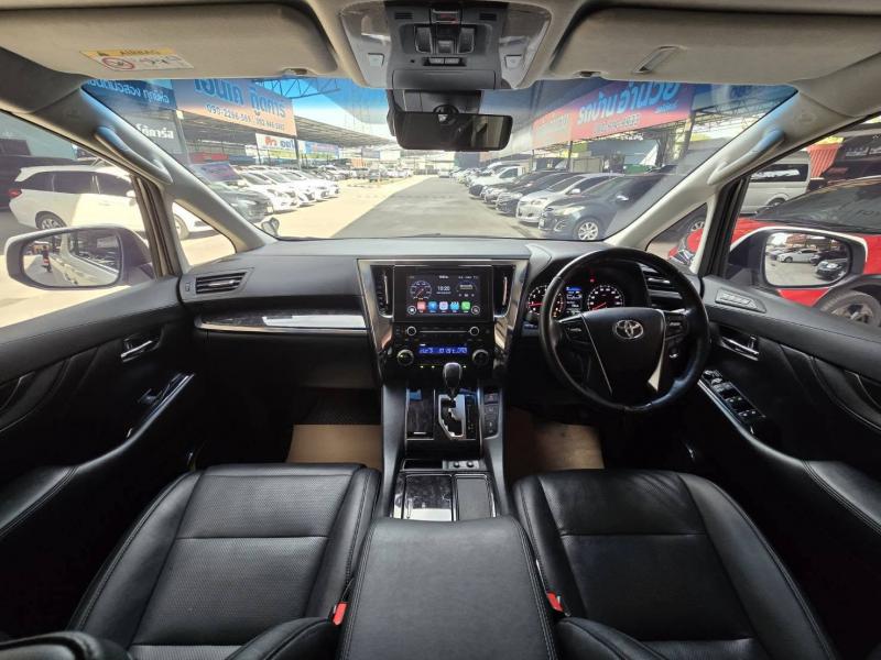 TOYOTA Alphard 2020