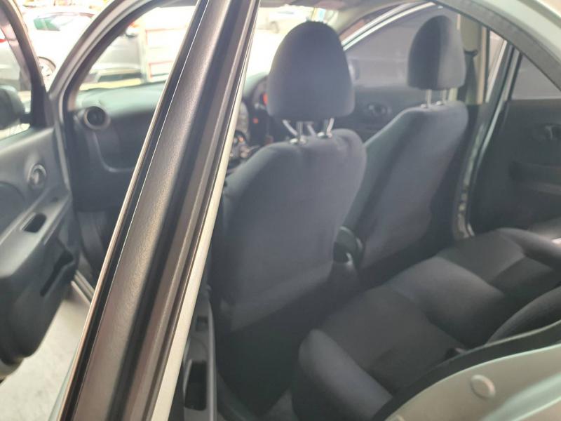 NISSAN March 1.2EL 2011