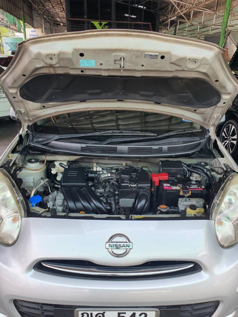 NISSAN March 1.2EL 2011