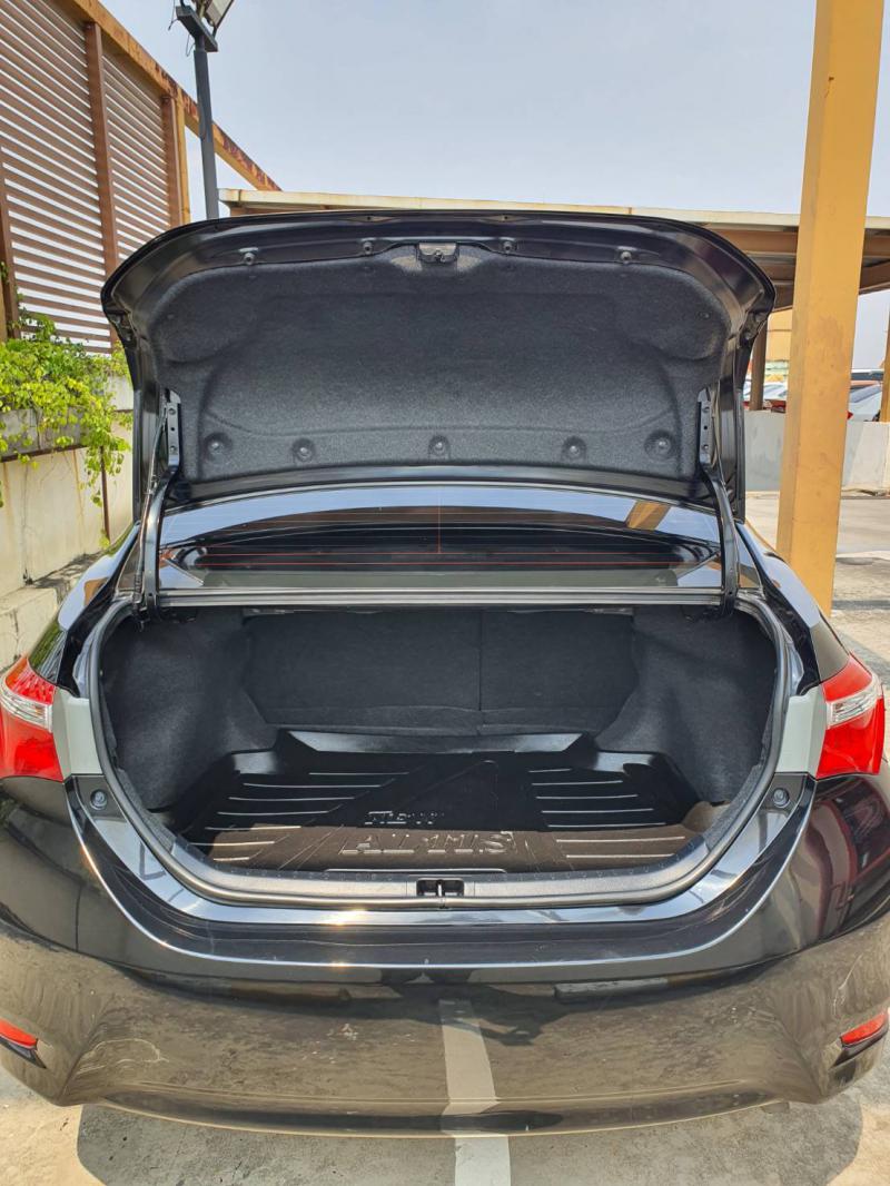 TOYOTA Corolla Altis 1.8G 2016