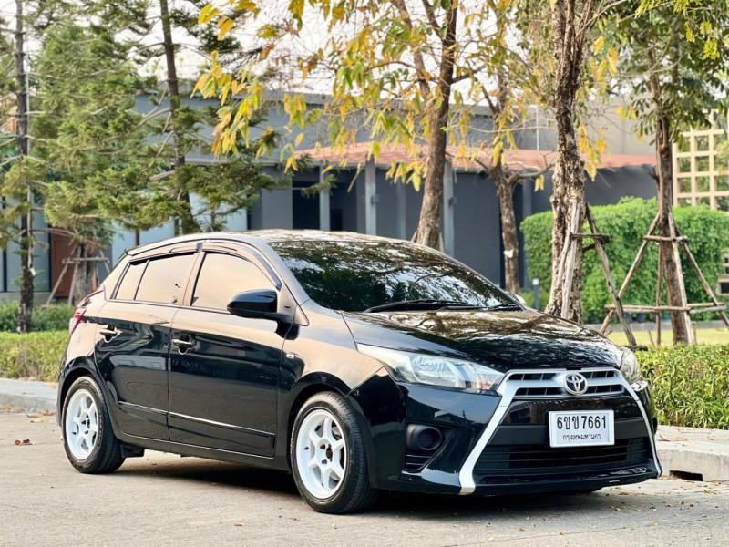 TOYOTA Yaris 1.2E 2014