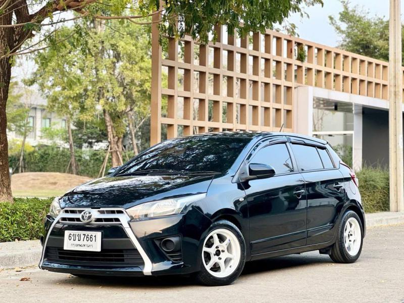 TOYOTA Yaris 1.2E 2014