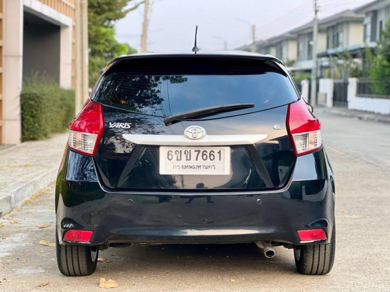 TOYOTA Yaris 1.2E 2014