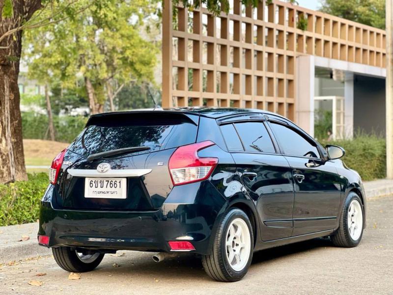 TOYOTA Yaris 1.2E 2014