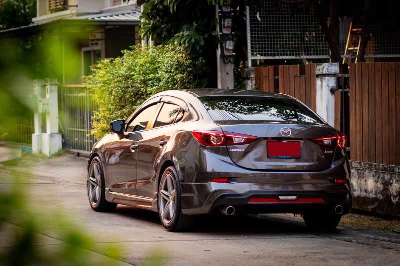 MAZDA 3 Skyactiv-G 2.0 S 2014