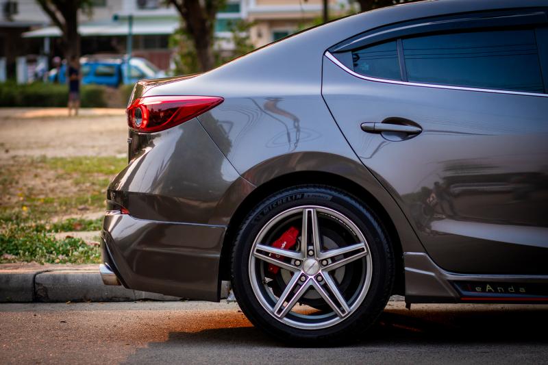 MAZDA 3 Skyactiv-G 2.0 S 2014