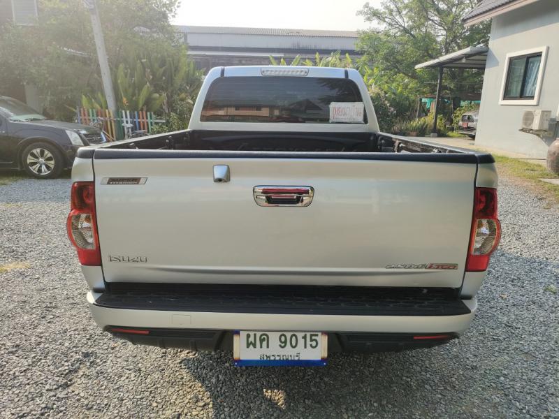 ISUZU D-MAX SPACECAB 2.5 2011