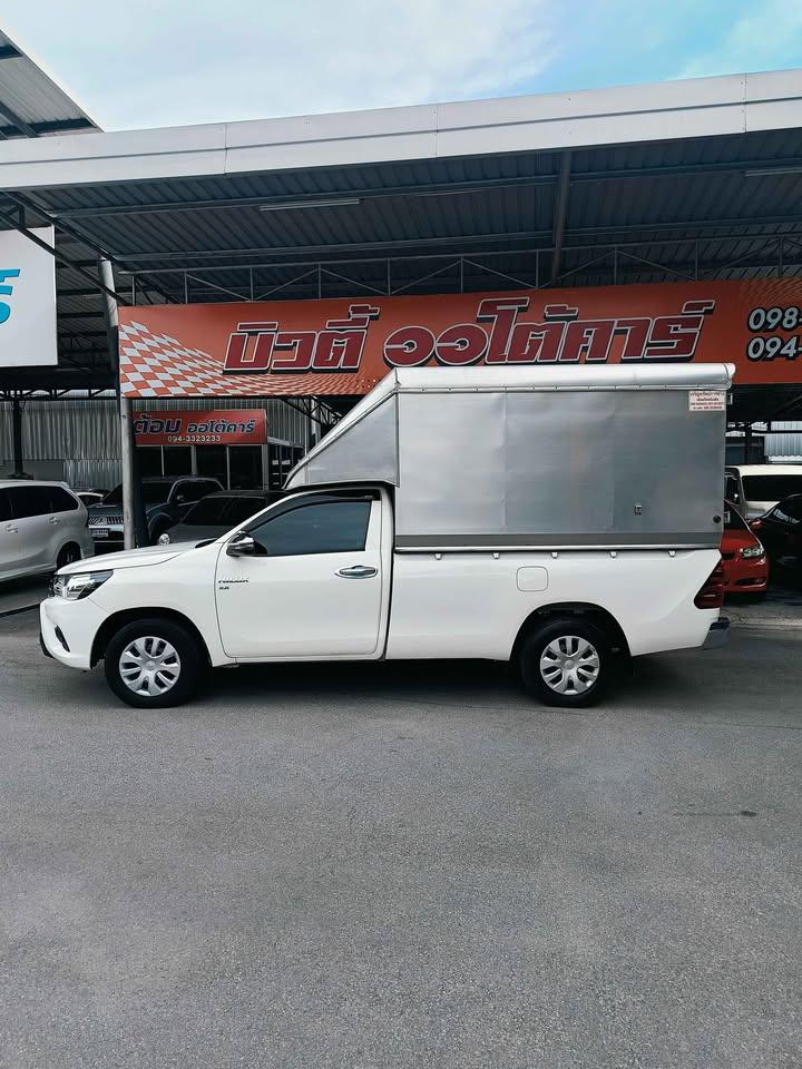 TOYOTA Revo 2.5 Standard 2018