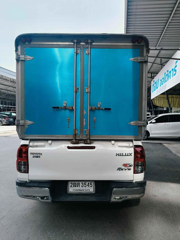 TOYOTA Revo 2.5 Standard 2018