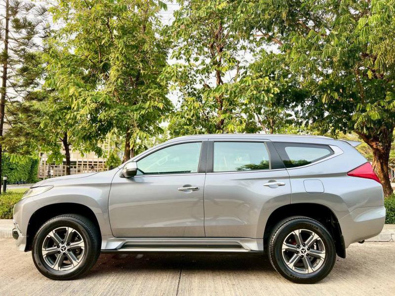 MITSUBISHI Pajero 2.4GT 2016