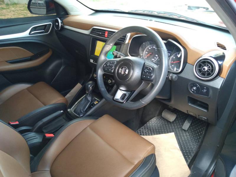 MG ZS1 2019
