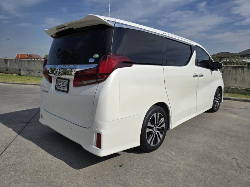 TOYOTA Alphard 2020