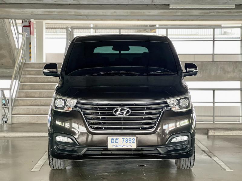 HYUNDAI H1 2019