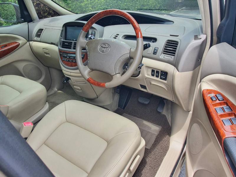 TOYOTA Estima 2.4G 2004