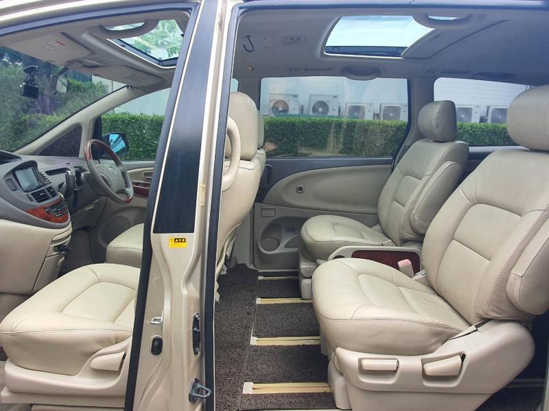 TOYOTA Estima 2.4G 2004