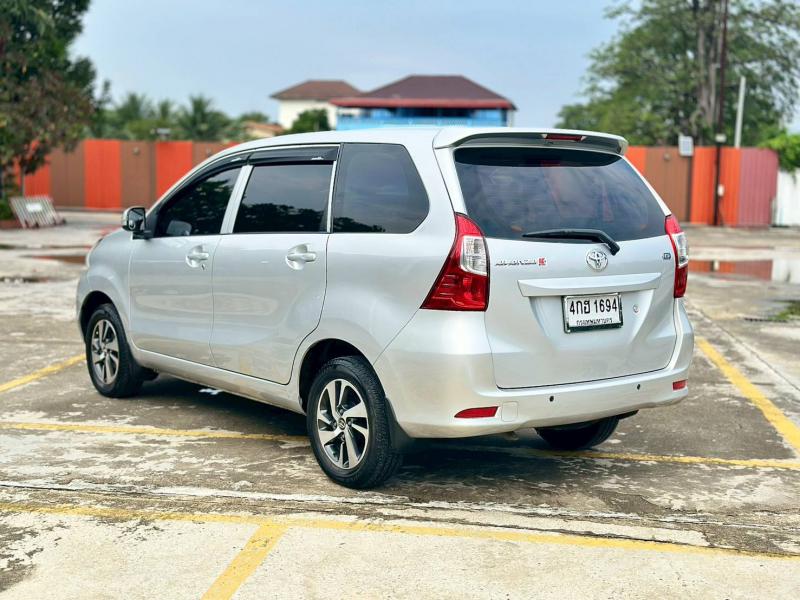 TOYOTA Avanza 2016