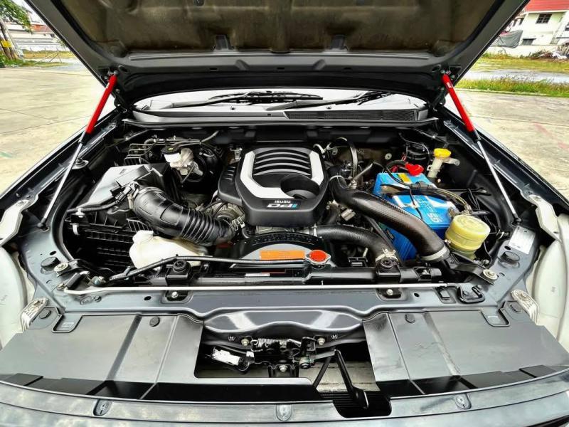 ISUZU Mu X 1.9 Navi 2020