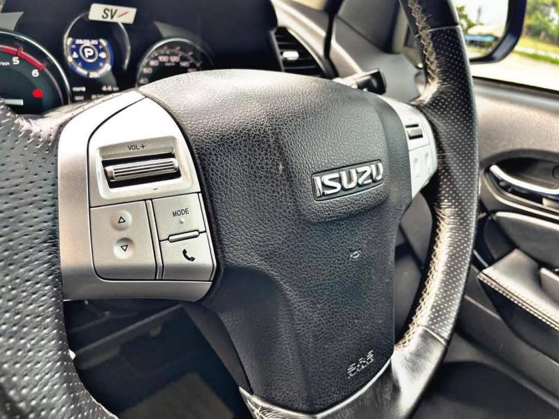 ISUZU Mu X 1.9 Navi 2020