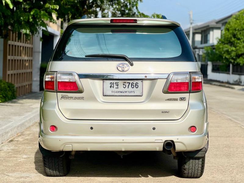 TOYOTA Fortuner 2008