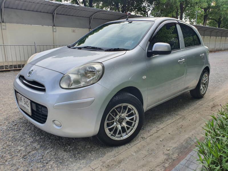 NISSAN March 1.2EL 2011