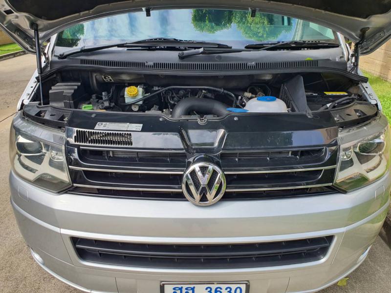 VOLKSWAGEN Caravelle T5 2.0 TDi 2012
