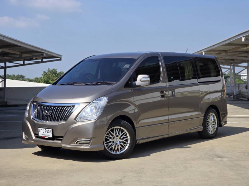 HYUNDAI H1 Grand Starex 2016