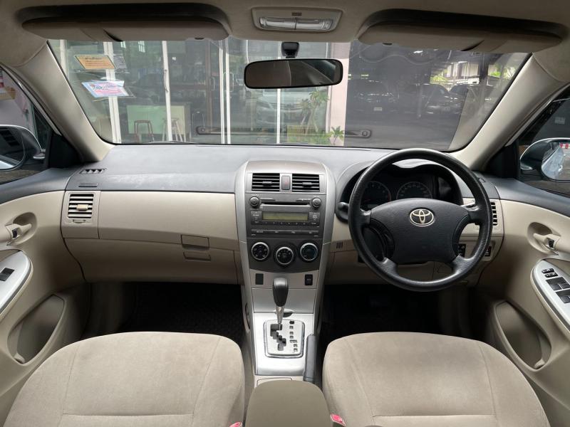 TOYOTA YARIS ATIV 2011