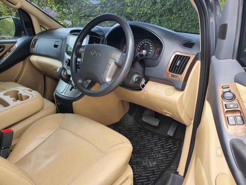 HYUNDAI H1 2.5 ELITE 2020