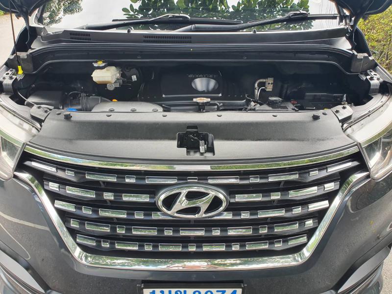 HYUNDAI H1 2.5 ELITE 2020