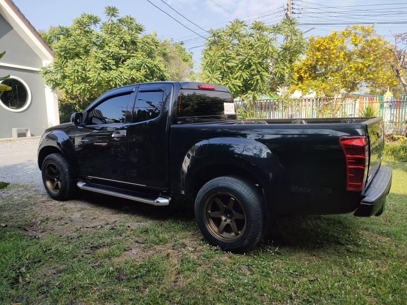 ISUZU D-Max Hi-Lander 2.5 2012
