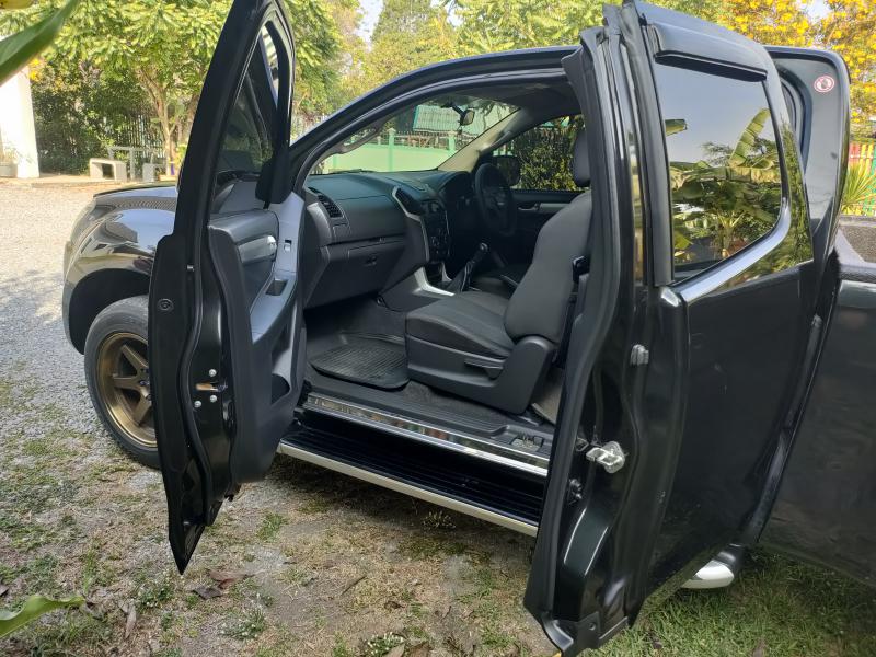 ISUZU D-Max Hi-Lander 2.5 2012
