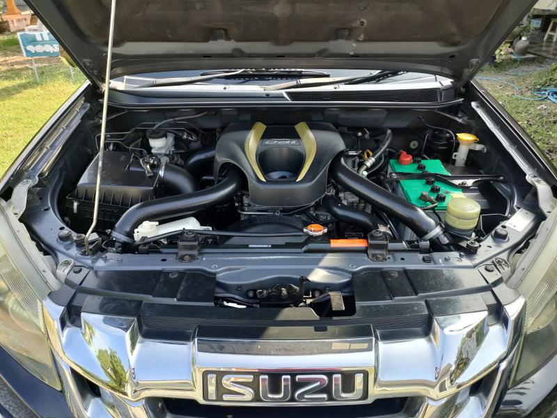 ISUZU D-Max Hi-Lander 2.5 2012