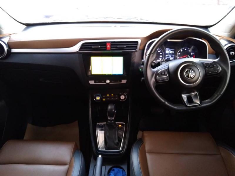 MG ZS1 2019
