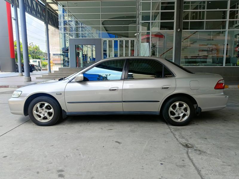 HONDA Accord 2.3Vti 1999