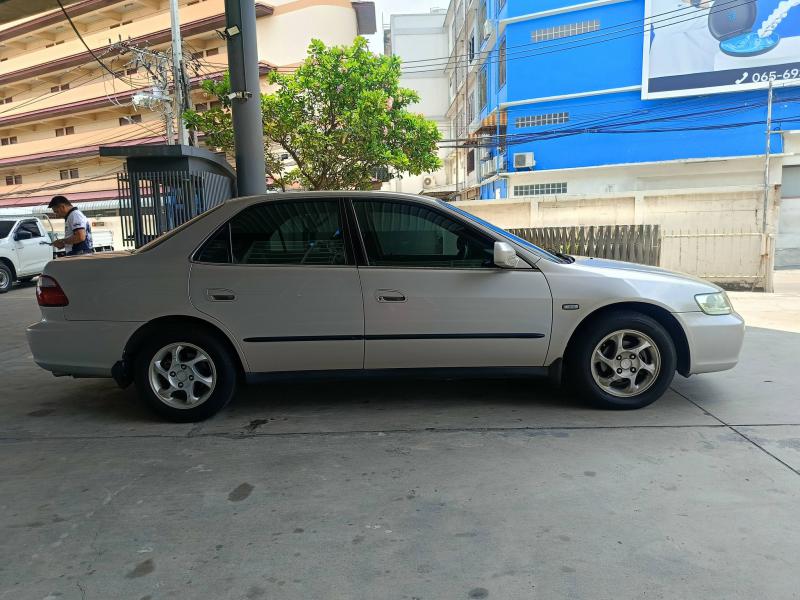 HONDA Accord 2.3Vti 1999