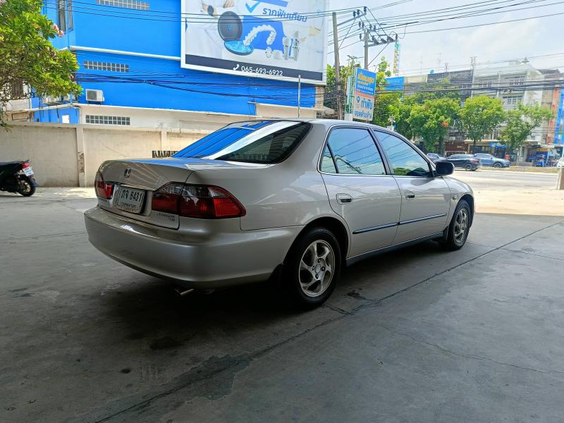HONDA Accord 2.3Vti 1999