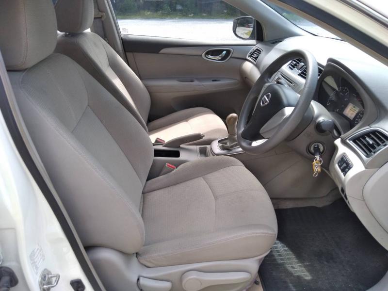 NISSAN SYLPHY 2012