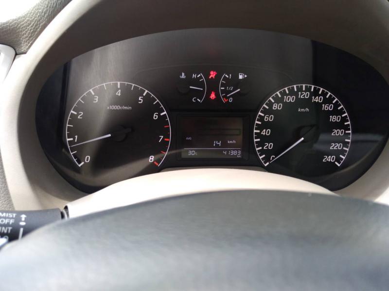 NISSAN SYLPHY 2012
